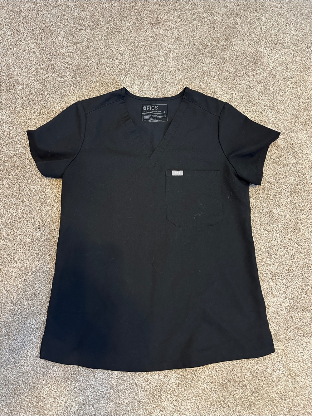 FIGS women’s Small Black V-Neck Scrub Top